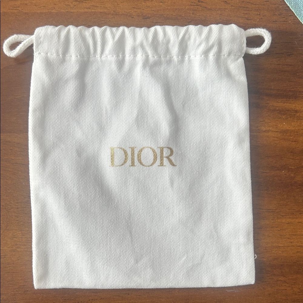 DIOR mini dust bag for beauty products or jewelry!